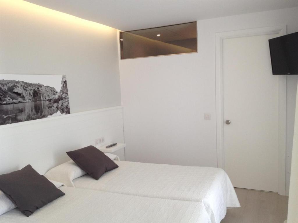 Hostal La Palma Fornells  Pokoj fotografie
